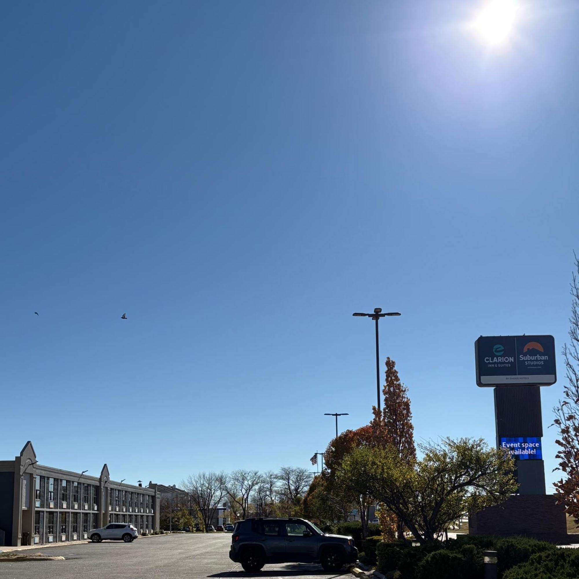 Clarion Inn & Suites And Convention Center Kearney Exterior foto